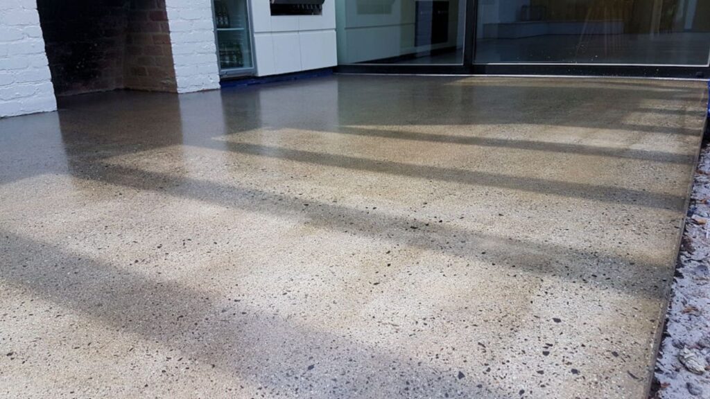 Grind and Sealing Concrete Flooring Epoxy
